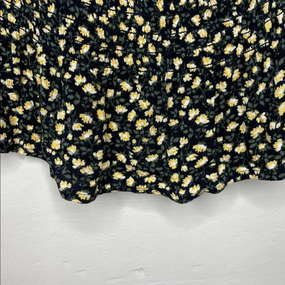 HOLLISTER Green & Yellow Ditsy Print Floral Smocked Boho Square Neck Top Large - Picture 4 of 10